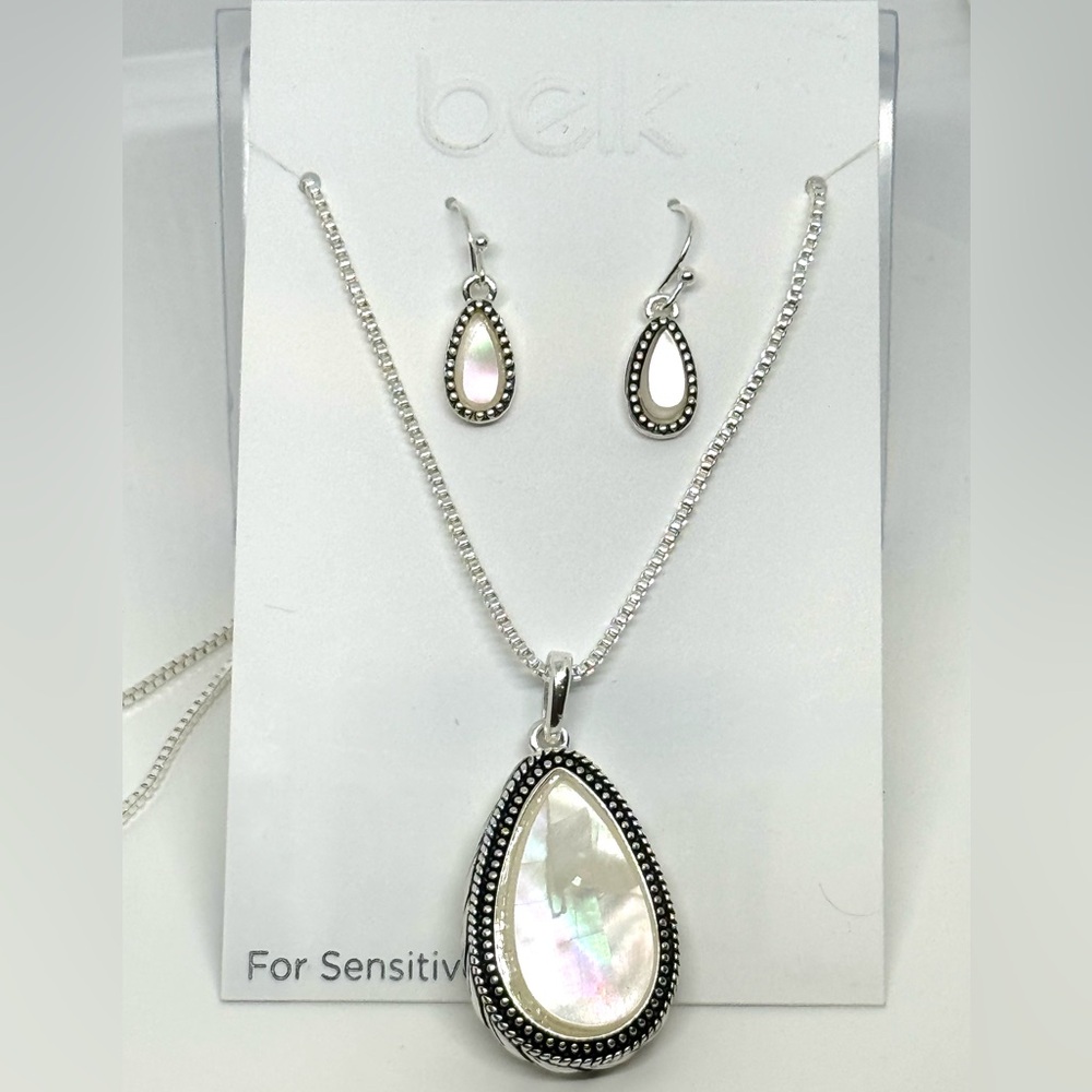 BELK Silver Tone and Mother of Pearl Pendant Necklace and Matching Hook Earrings